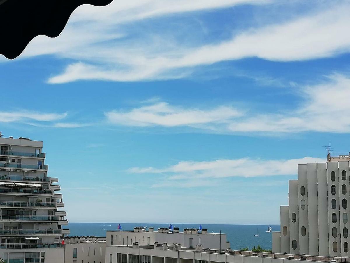Le Semaphore - Studio Climatise, Grande Terrasse Vue Mer - Parking, Wifi La Grande Motte Bagian luar foto